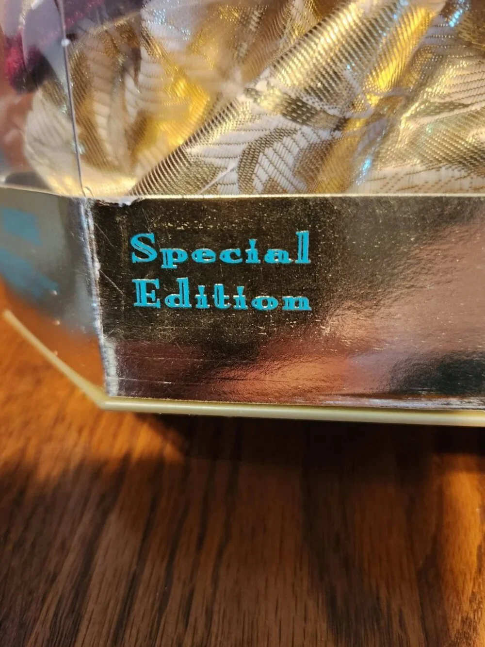 Mattel 15646 Barbie Happy Holidays 1996 Special Edition